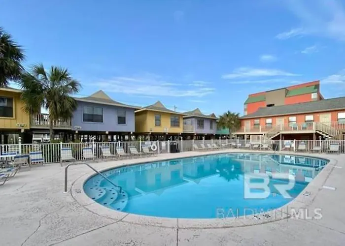 Dog Friendly Access Sleeps 6 Hangout Nearby Apartment