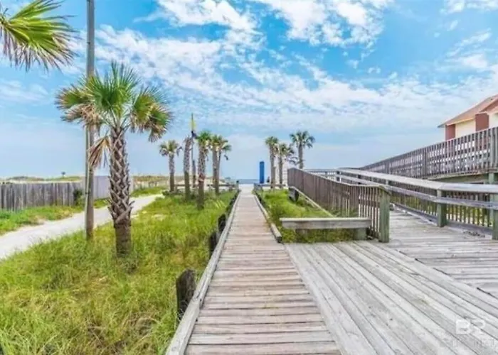 Dog Friendly Access Sleeps 6 Hangout Nearby *